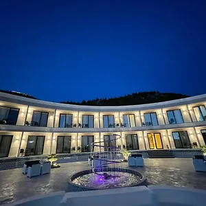  Hotel Ebbi Albania